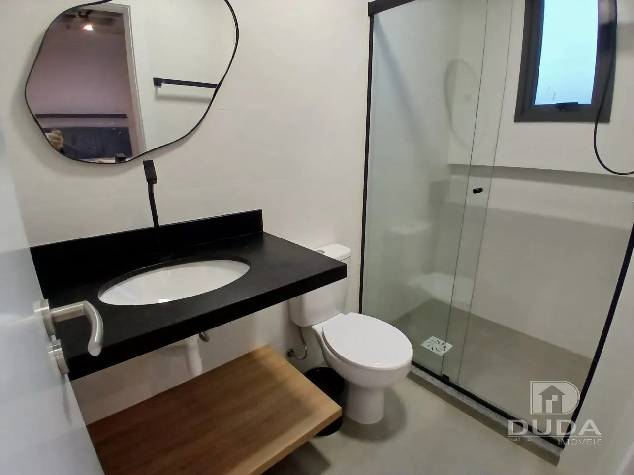 Furnished 1-bedroom apartment with balcony grill — photo 17