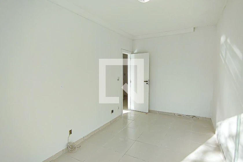 Rental house with 3 bedrooms and 217 m² — photo 5