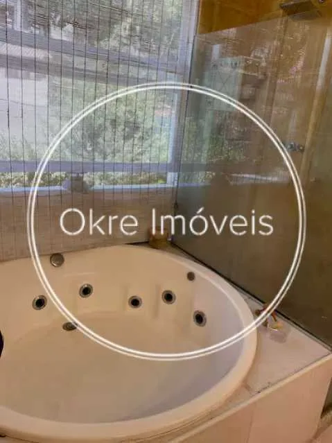 Casa com 6 quartos e 950 m², 2 vagas e cozinha fechada — photo 46