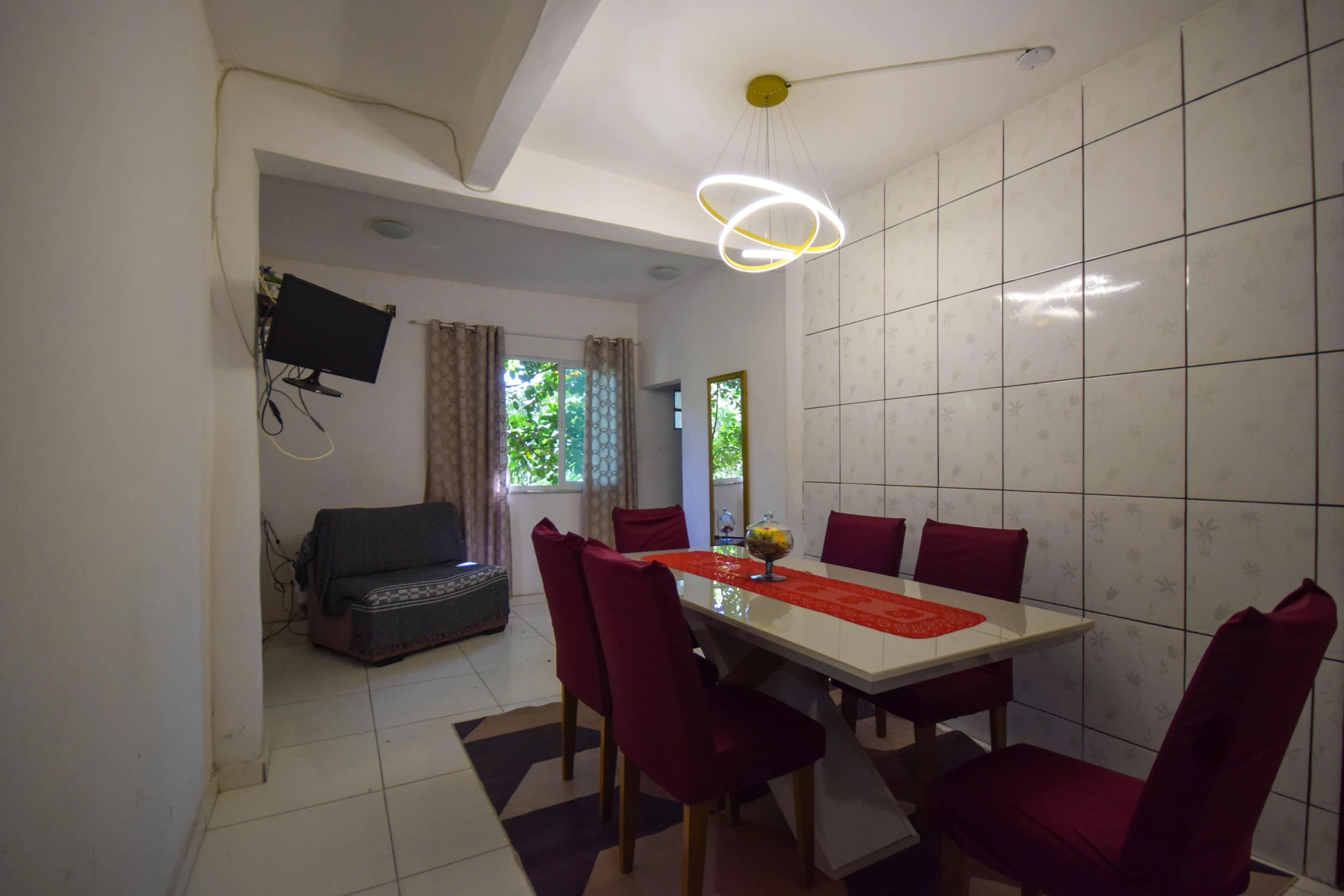 Furnished apartment with 2 bedrooms and private garden — photo 17
