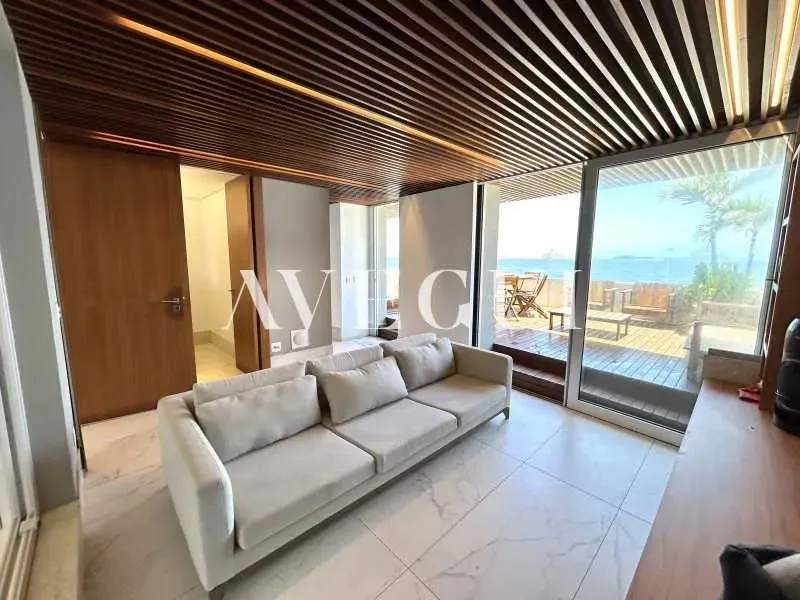Duplex penthouse with 3 bedrooms and 5 bathrooms — photo 16
