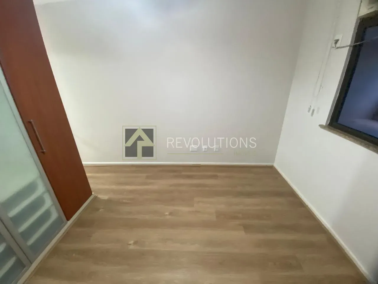 Furnished apartment with 2 bedrooms and 3 bathrooms — photo 4