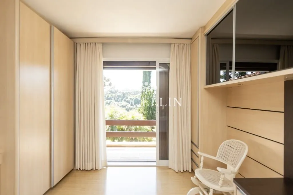 Rental house with 4 bedrooms and 2 en-suite — photo 22