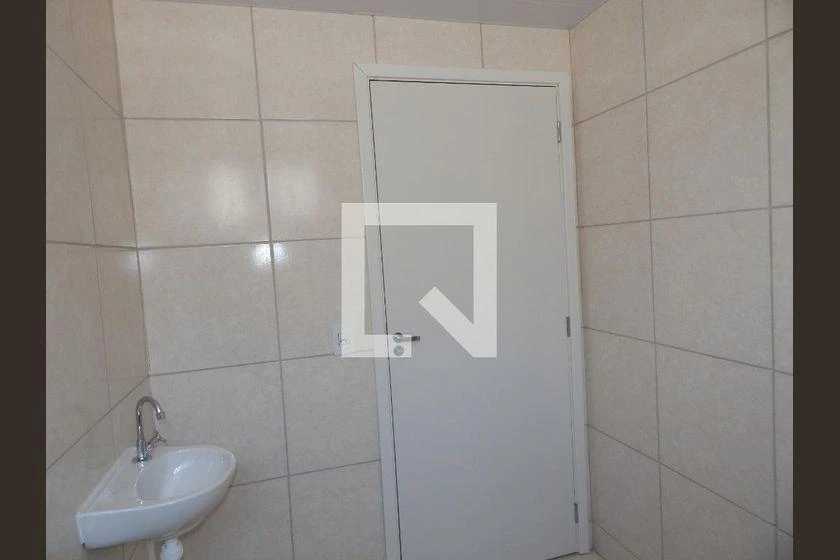 Дерев'яна підлога або ламінат та 2 спальні: квартира 44 м² — photo 2