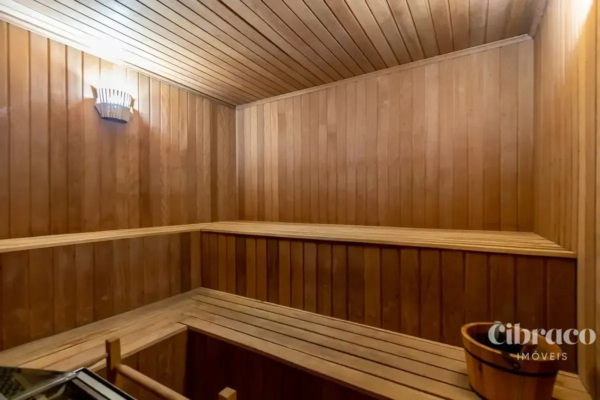 Apartamento de 1 quarto com 89,68 m² e sacada — photo 21