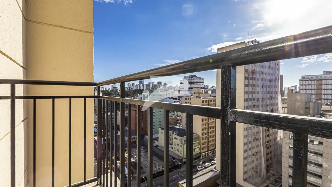 1-bedroom apartment with a balcony and fitted kitchen — photo 12