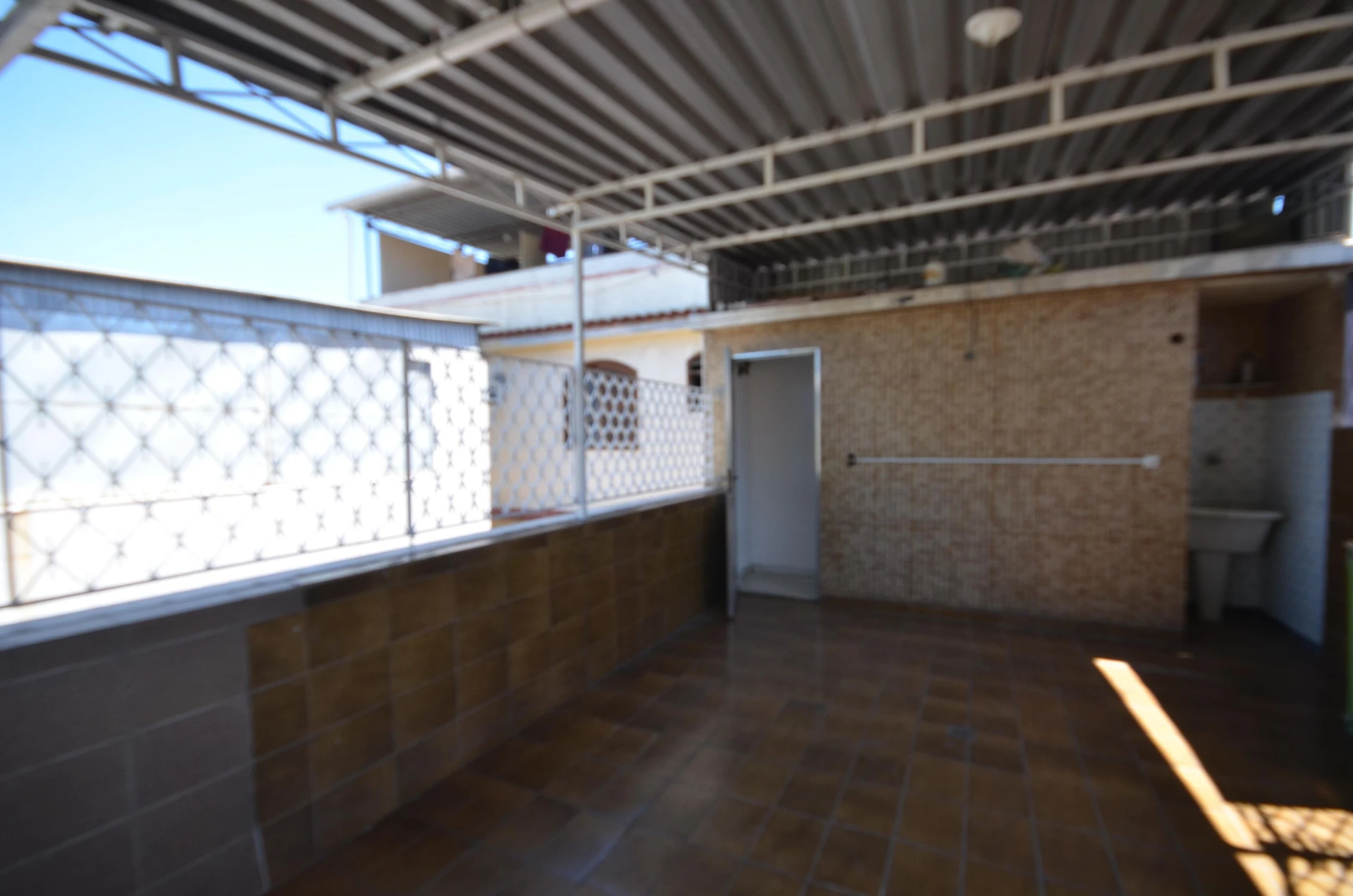 Будинок: 2 спальні, 1 з власною ванною кімнатою, 100 м² — photo 4