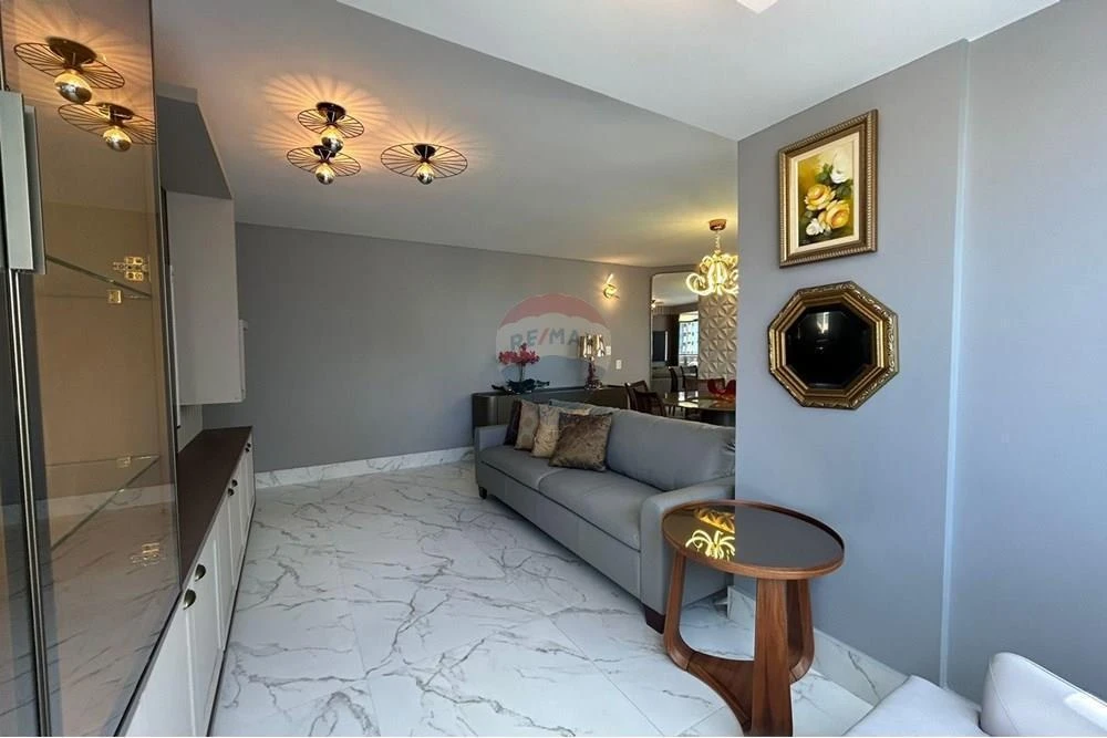 Furnished apartment, 132 m², with a glass-enclosed balcony — photo 44