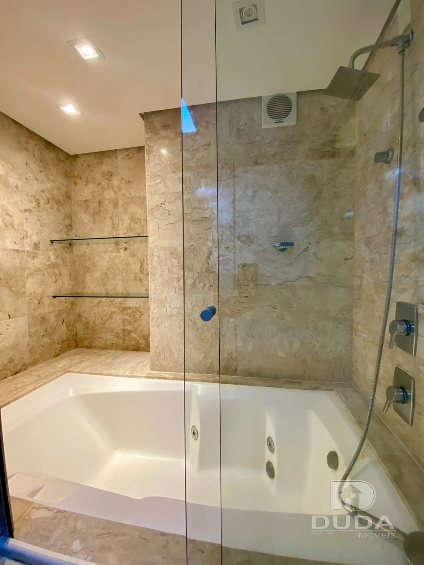200 m² apartment with a bathtub and floor-to-ceiling windows — photo 29