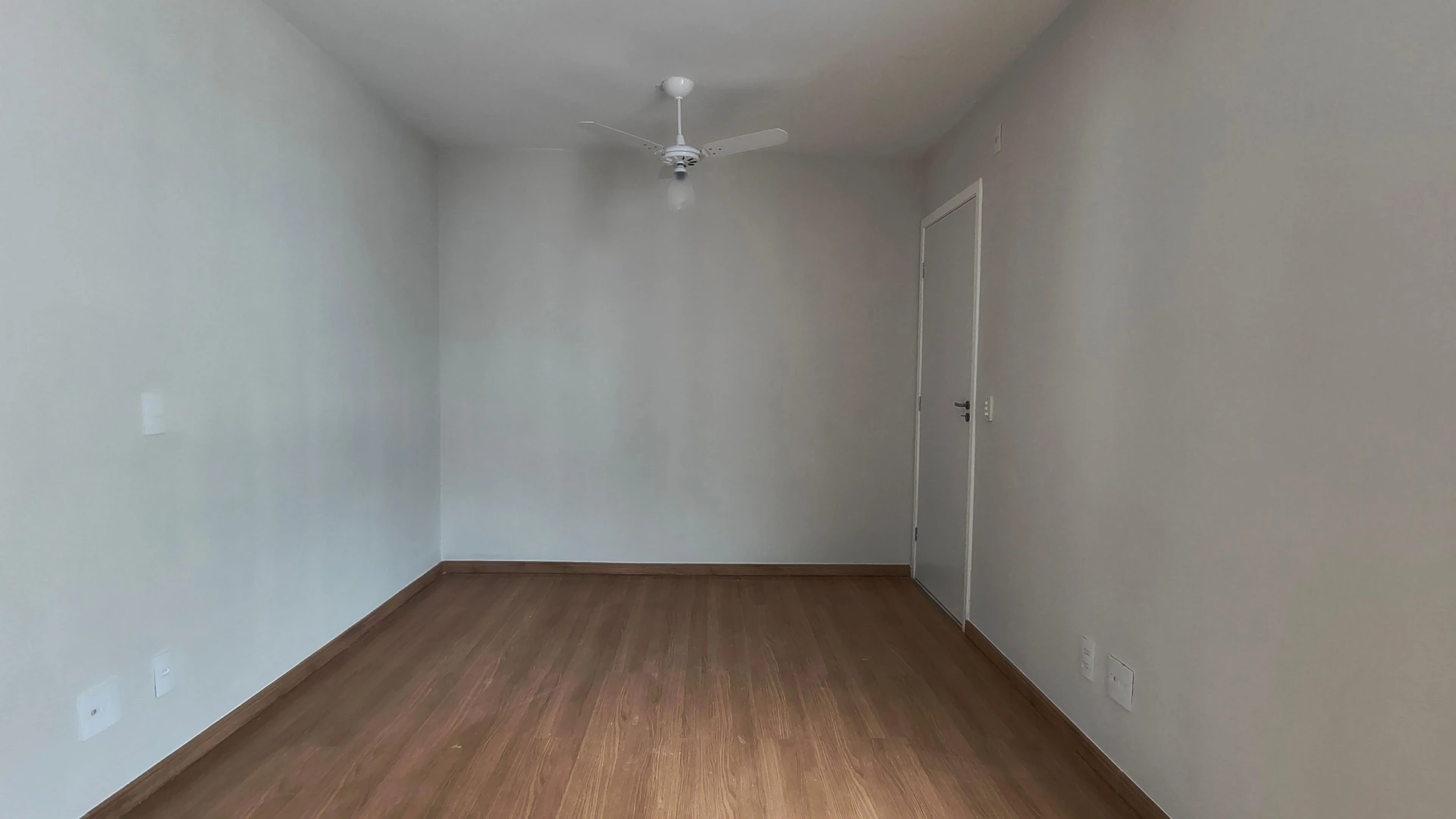 Apartamento, 44 m², com piso de madeira ou laminado — photo 8