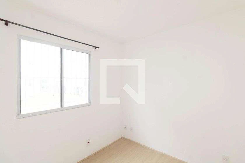 Apartamento de 49 m² com box de vidro no banheiro — photo 20