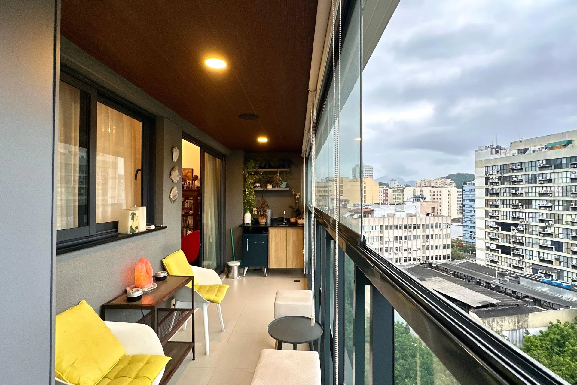 2-bedroom apartment with floor-to-ceiling windows — photo 51