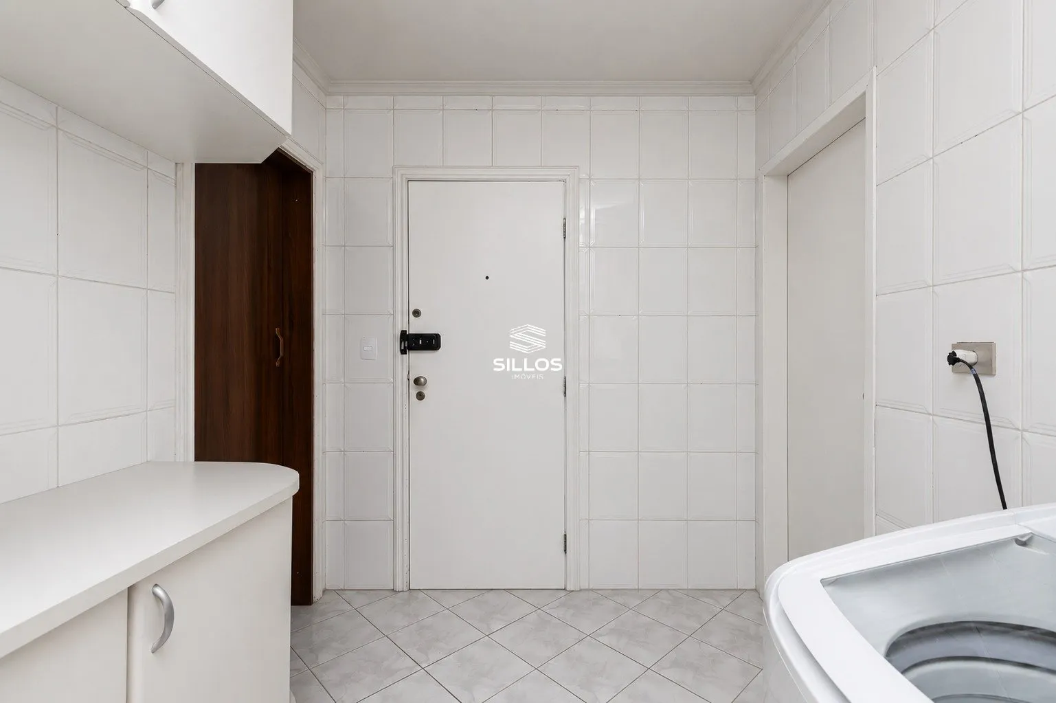 Apartamento para alugar com 262 m², 3 dormitórios e sacada — photo 16