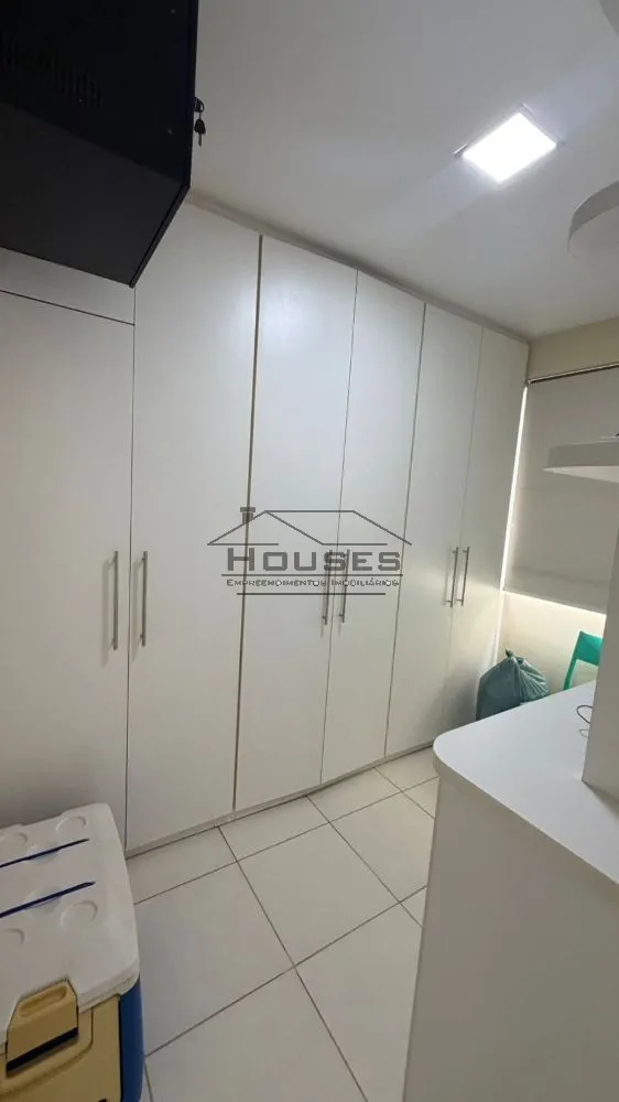 4-bedroom unfurnished apartment with 1 bathroom — photo 36