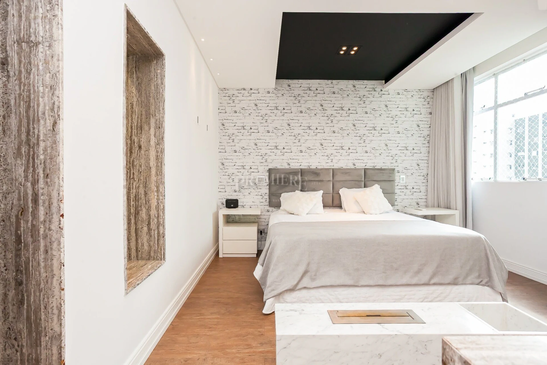 112 m² apartment with a bathtub and floor-to-ceiling windows — photo 15