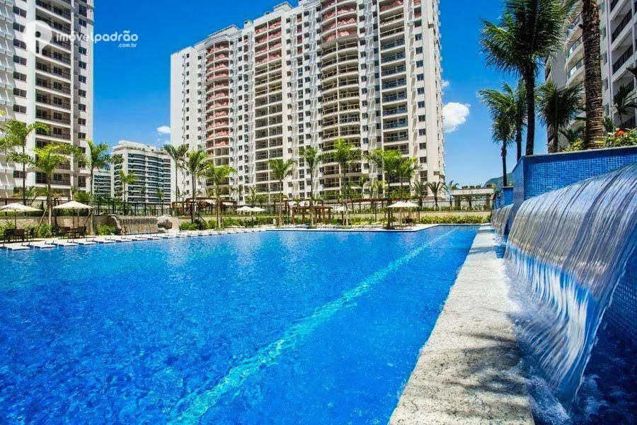 Furnished 2-bedroom apartment with enclosed balcony — photo 16