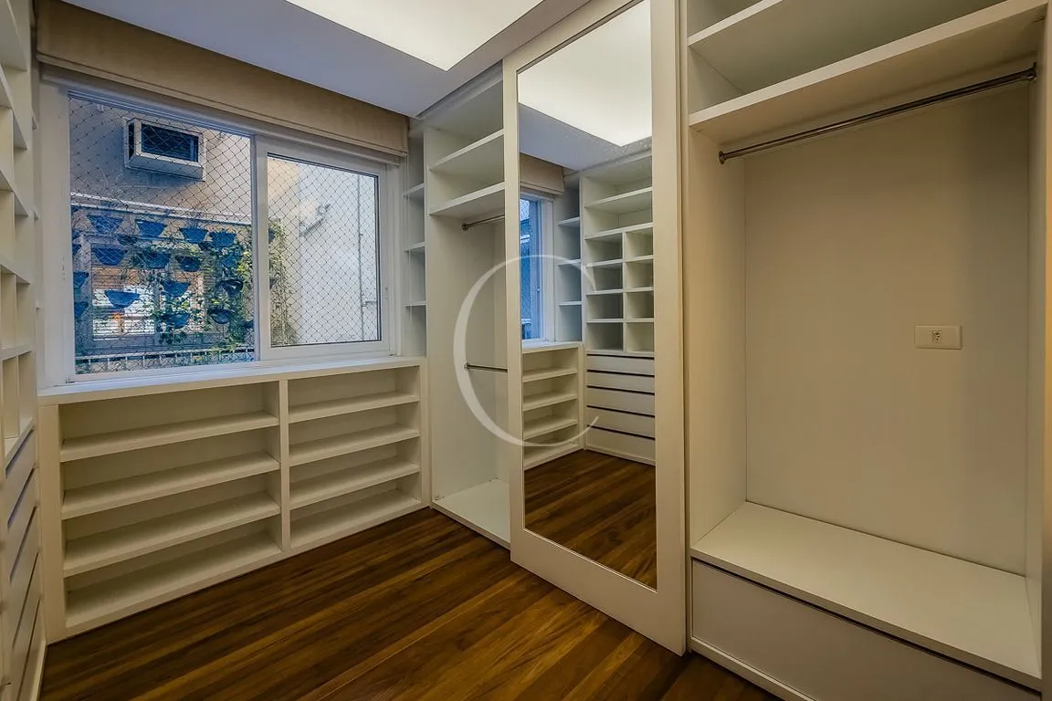 Мебльована квартира 239 м² з 3 спальнями та 2 паркомісцями — photo 21