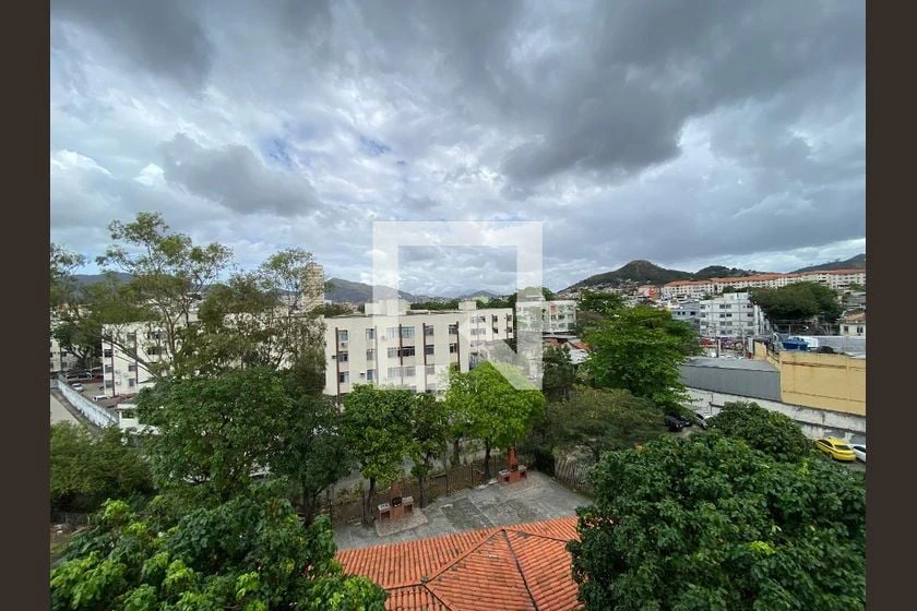Unfurnished 2-bedroom apartment with 52 m² and views — photo 3