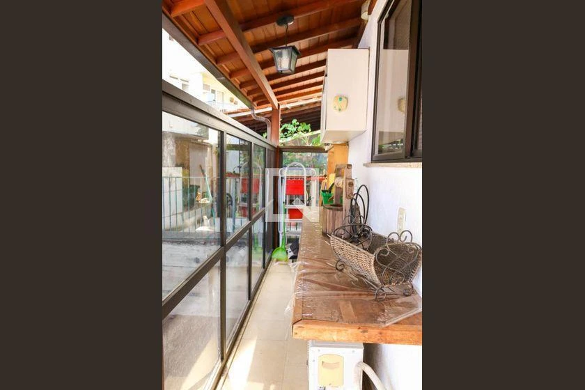 Furnished 2-bedroom apartment with 76 m² and open kitchen — photo 38