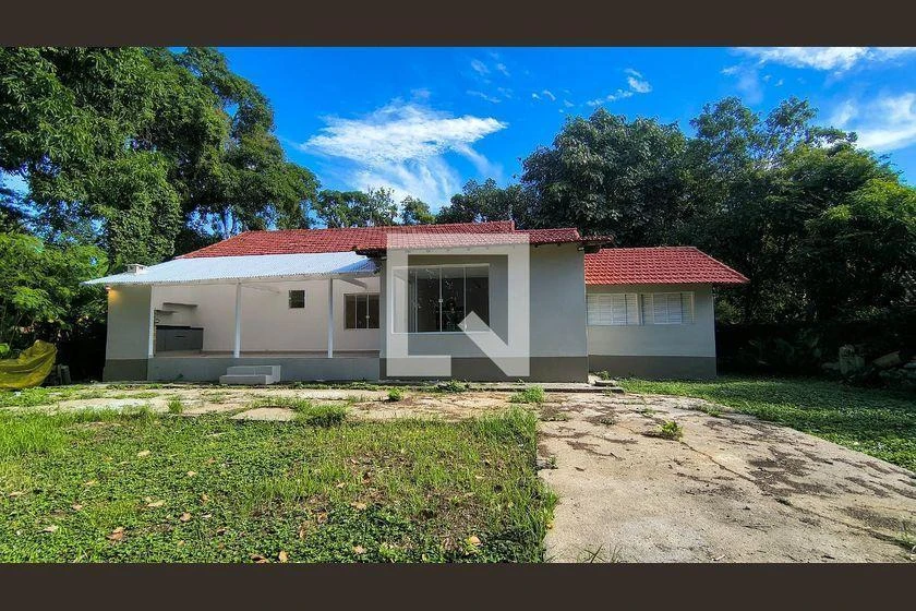 Casa com 3 quartos e 1230 m², pisos em cerâmica — photo 27