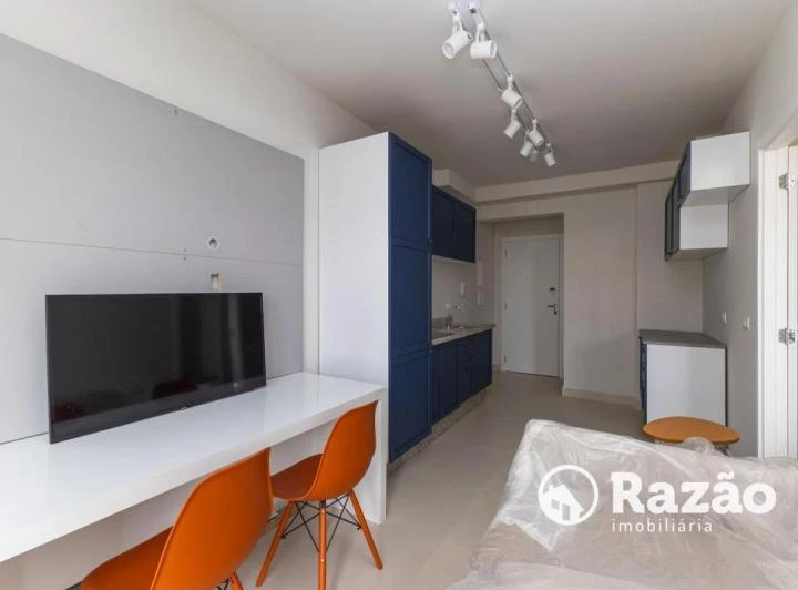 Apartamento mobiliado de 30 m² com suíte e sacada — photo 2