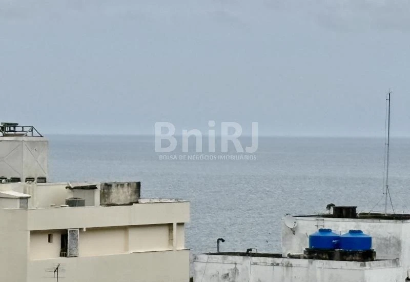 Furnished apartment, 121 m², with a glass-enclosed balcony — photo 8