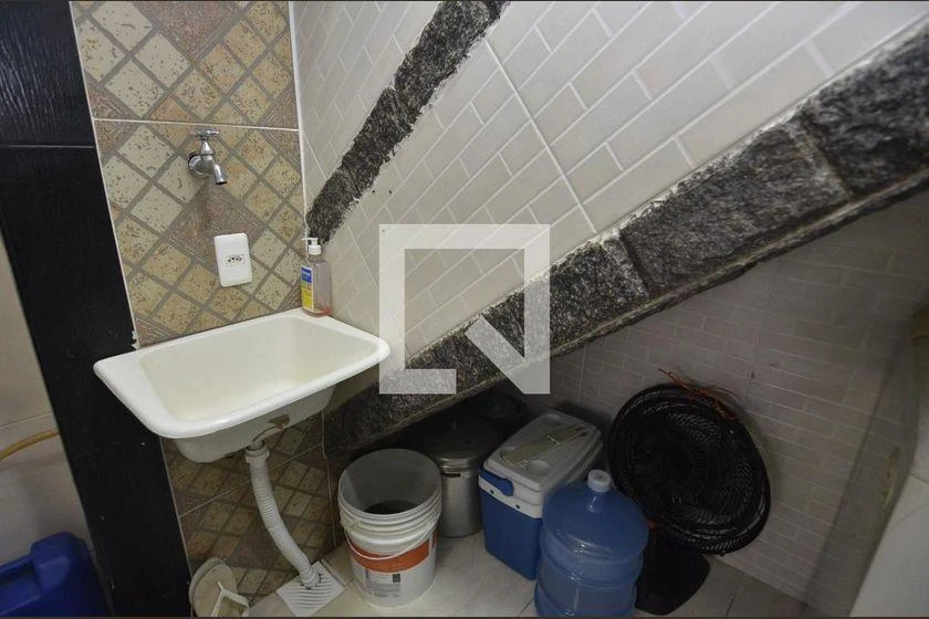 Furnished house with 2 bedrooms, 90 m² and parking — photo 36