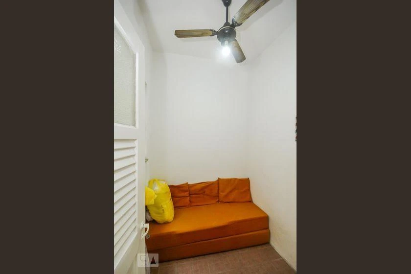 One-bedroom apartment with a washing machine — photo 20