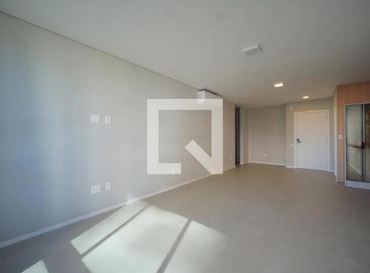3-suite apartment with an integrated kitchen — photo 5