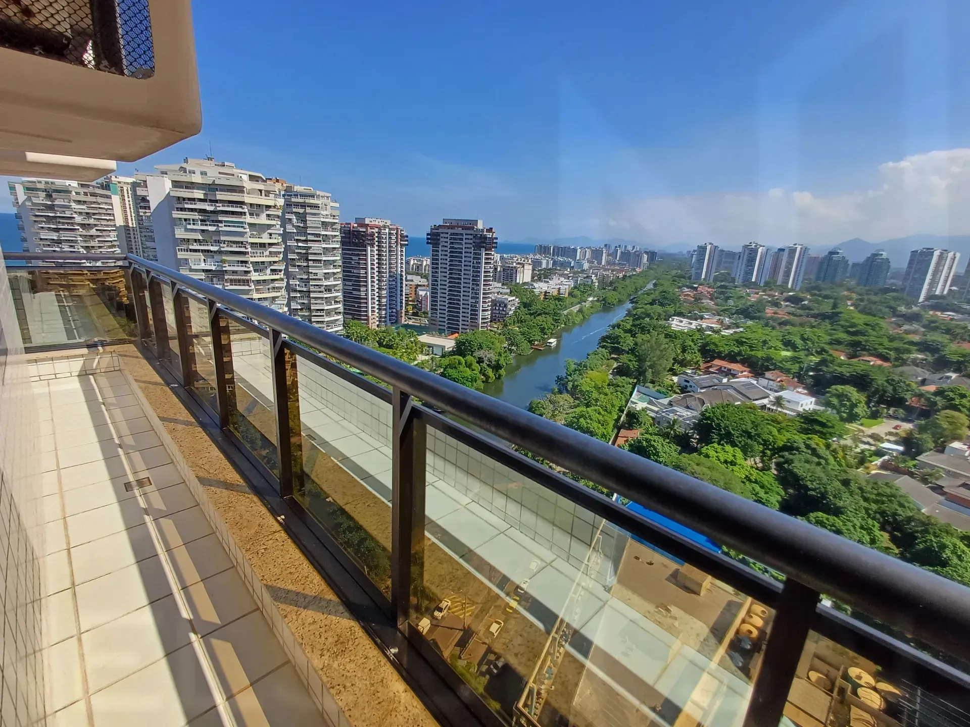 Furnished triplex penthouse with 3 bedrooms and 5 baths — photo 15
