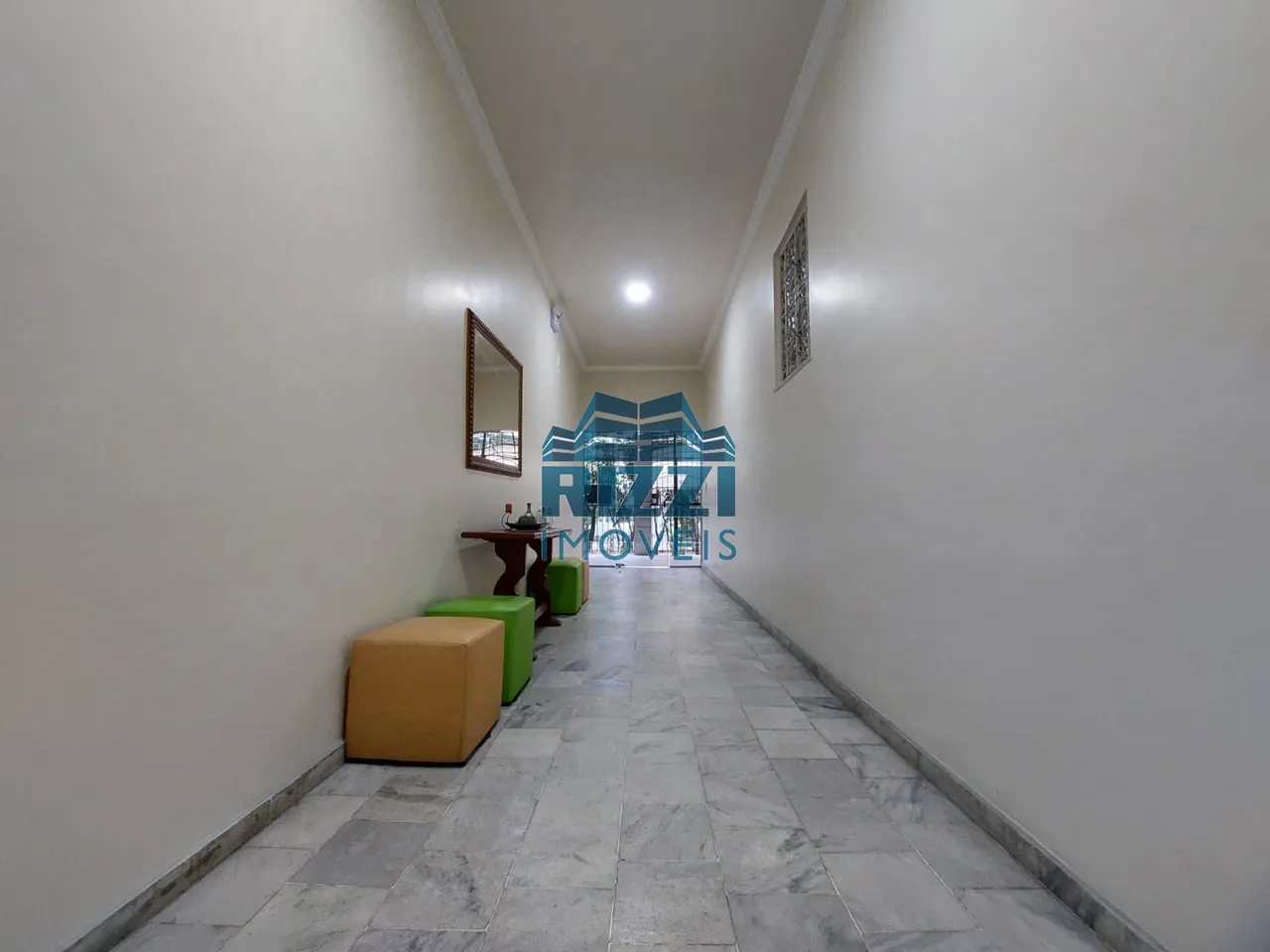 Furnished 2-bedroom apartment with 1 parking space — photo 18