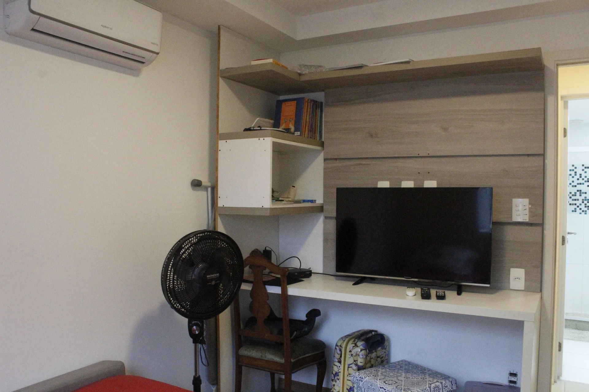 Furnished 2-bedroom apartment with integrated kitchen — photo 21