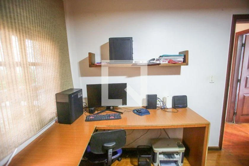 Furnished 400 m² house with 4 bedrooms and 4 bathrooms — photo 27