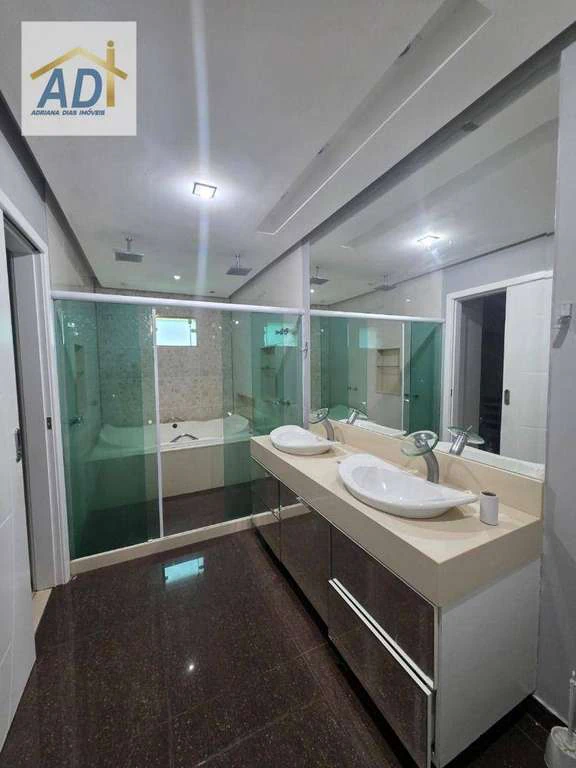 180 m² house with 5 bedrooms and a pool area — photo 14