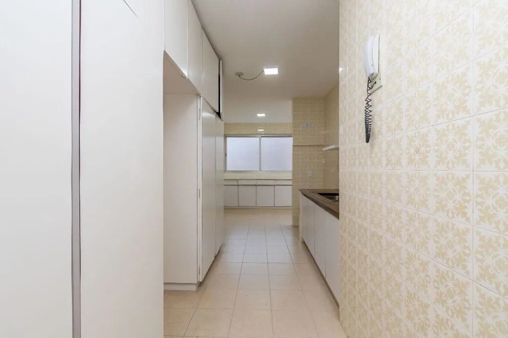 Apartamento de 3 dormitorios con 202 m² y 2 plazas — photo 16