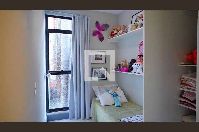 House with 5 bedrooms and 3 en-suites with a balcony — photo 12