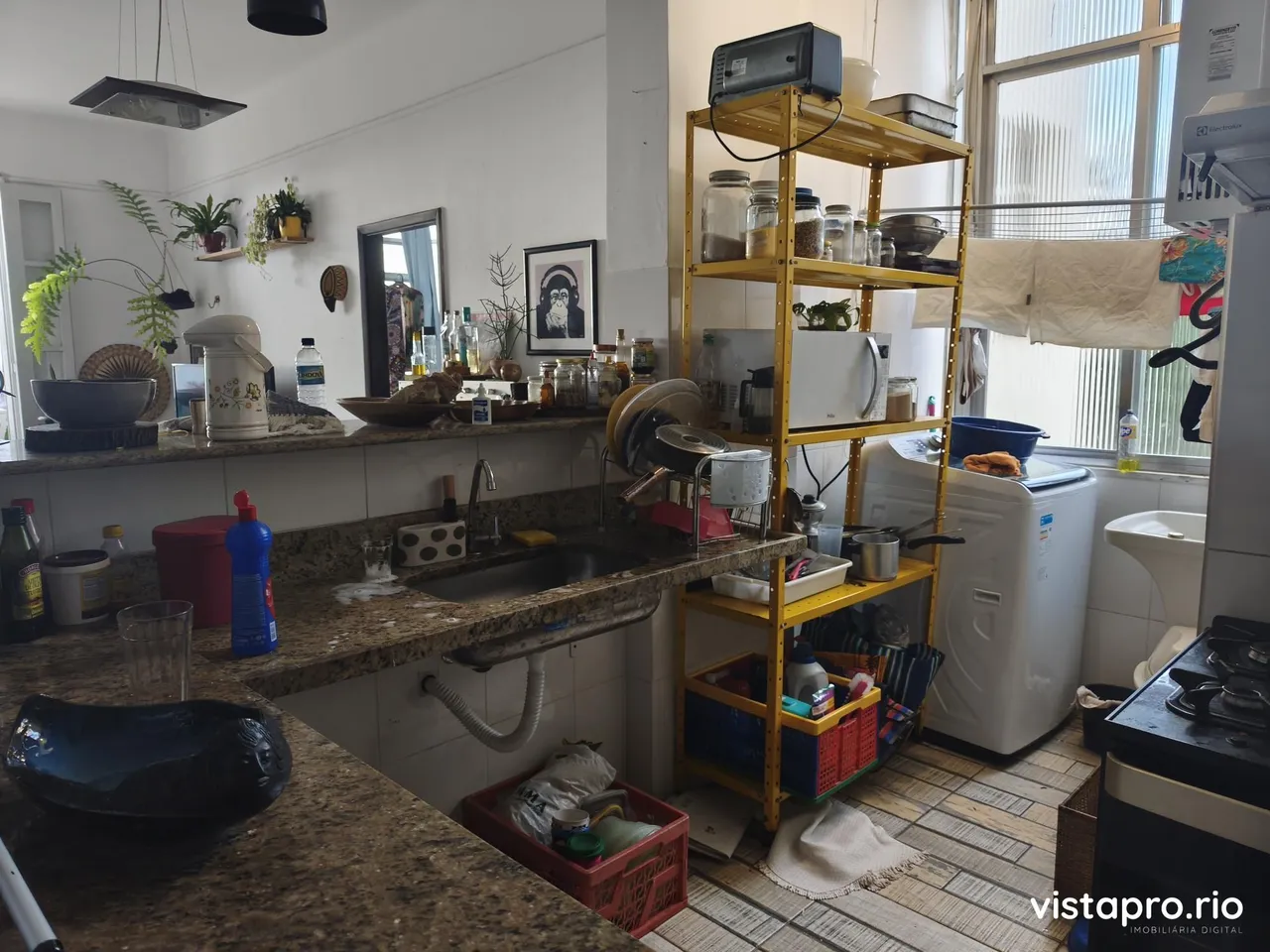Furnished apartment with balcony and 3 bedrooms — photo 7