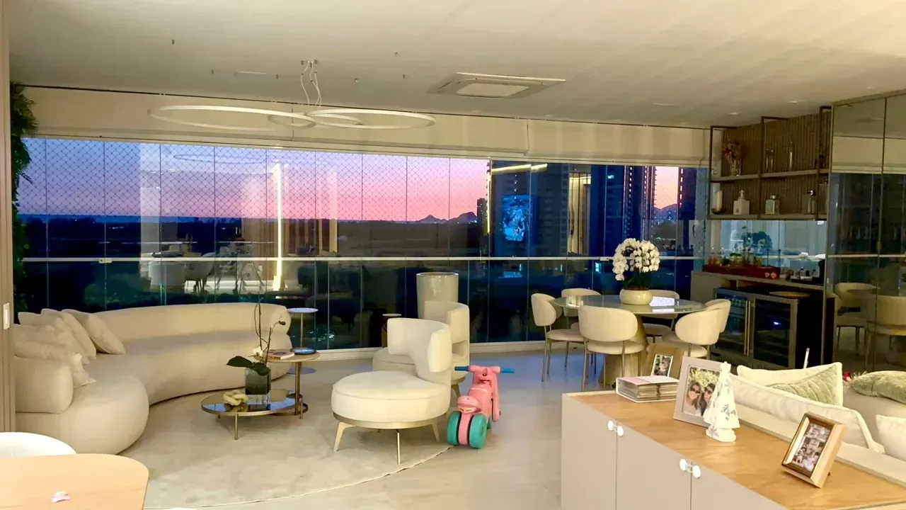 Furnished 266 m² apartment with 3 bedrooms — photo 17