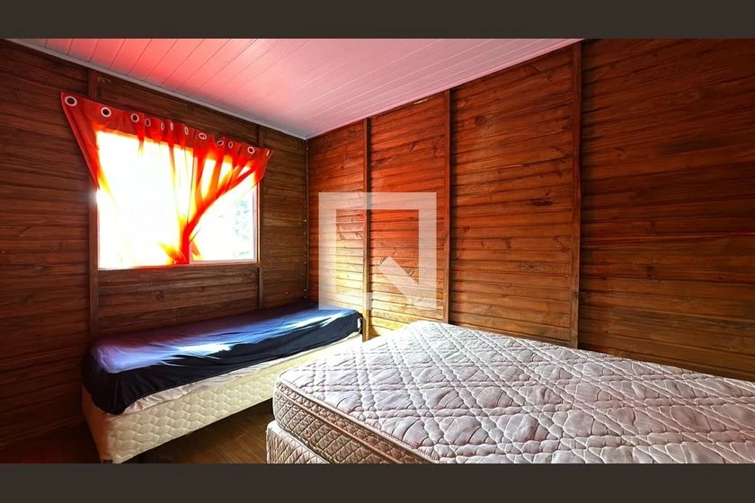Оренда будинку з 2 спальнями, 1 ванною та балконом — photo 3