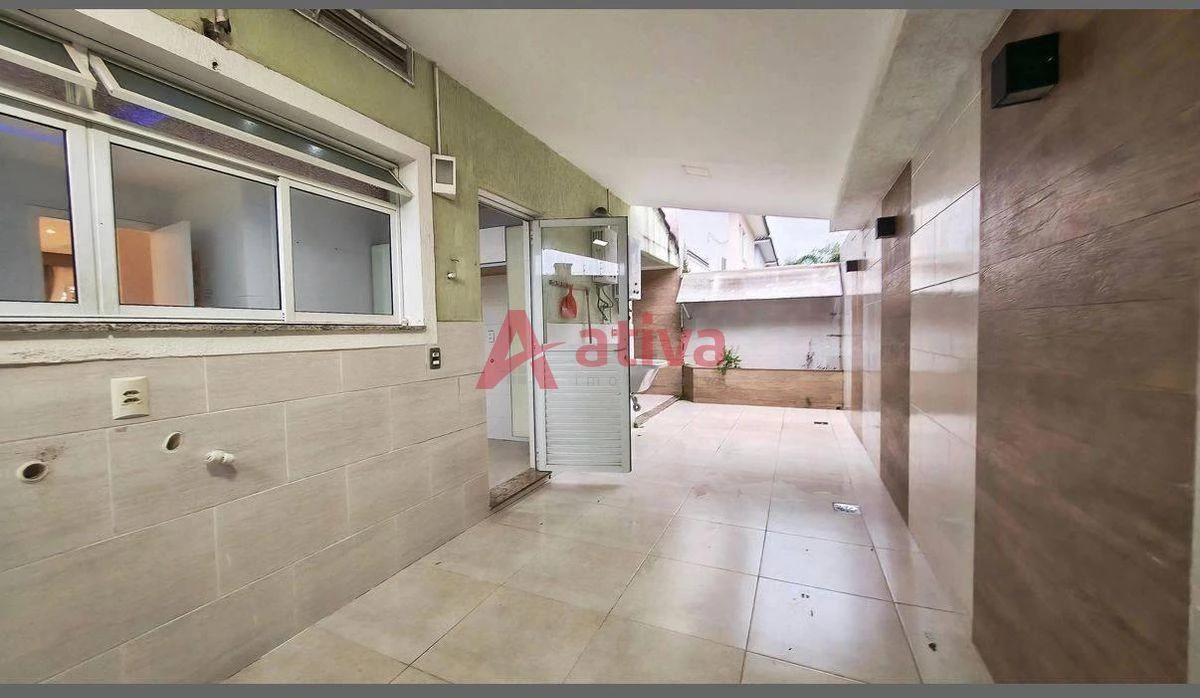 Casa em condomínio com 4 suítes e 200 m² — photo 36