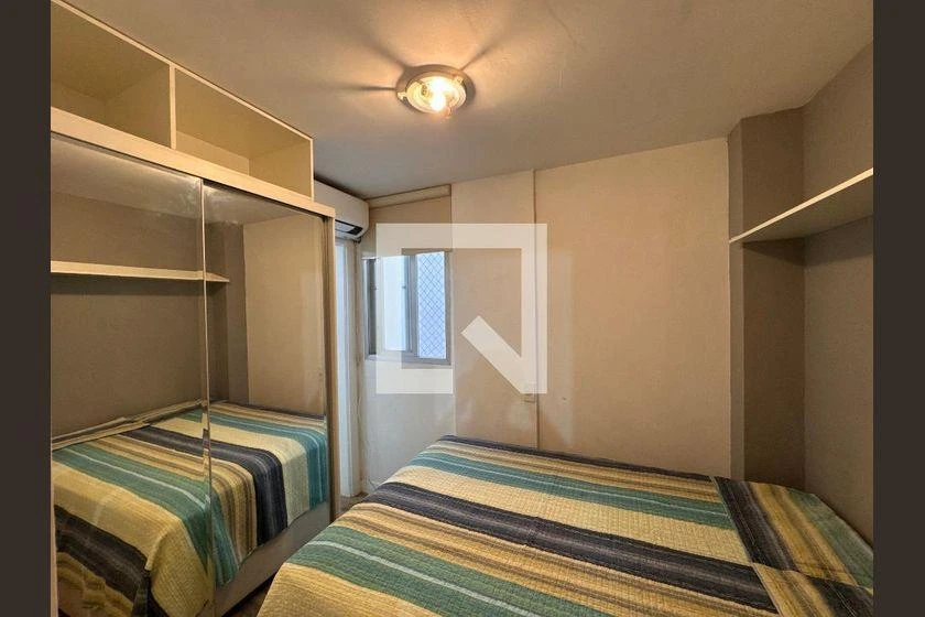 Furnished apartment with a built-in balcony grill and 4 bedrooms — photo 42
