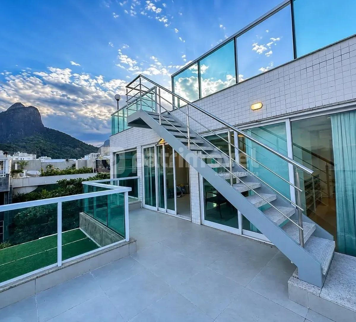 Penthouse with 3 bedrooms and 4 bathrooms plus parking — photo 30