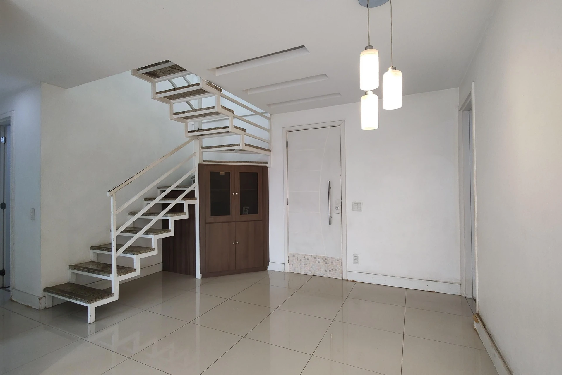 Furnished apartment with 3 bedrooms and 2 parking spots — photo 6