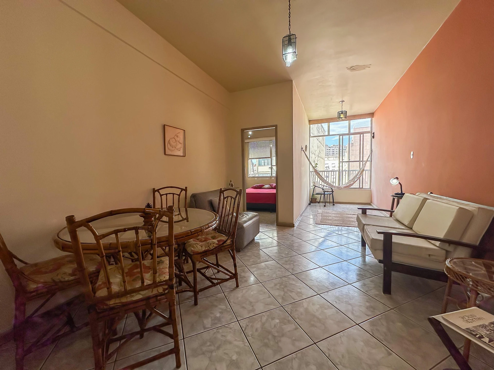 Furnished 2-bedroom apartment with separate kitchen — photo 23