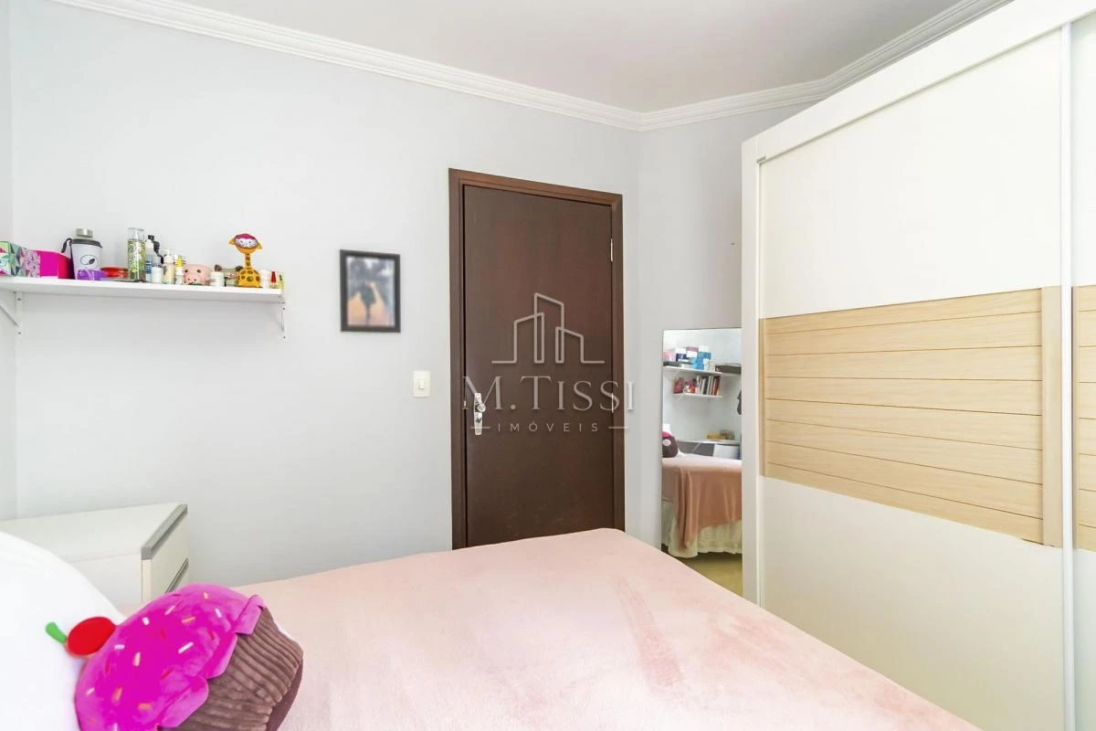 Washing machine in a 3-bedroom house, 200 m² — photo 12