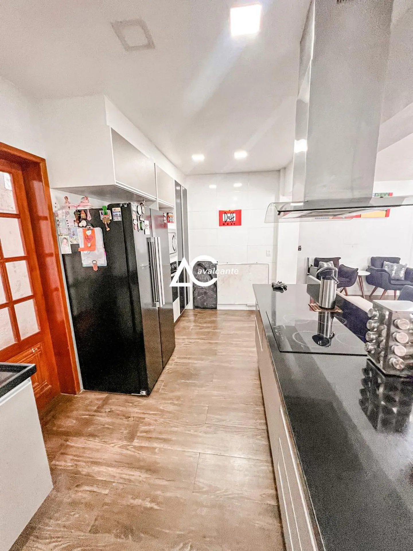 Washing machine in a 3-bedroom house, 360 m² — photo 25