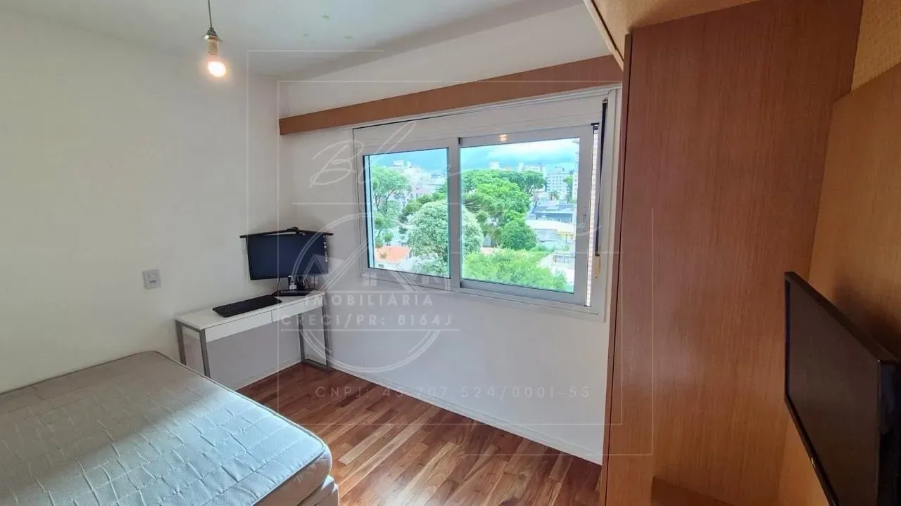 2-bedroom apartment in a building with a gym — photo 6