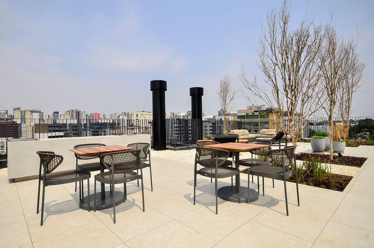 Furnished 1-bedroom apartment with balcony and grill — photo 18