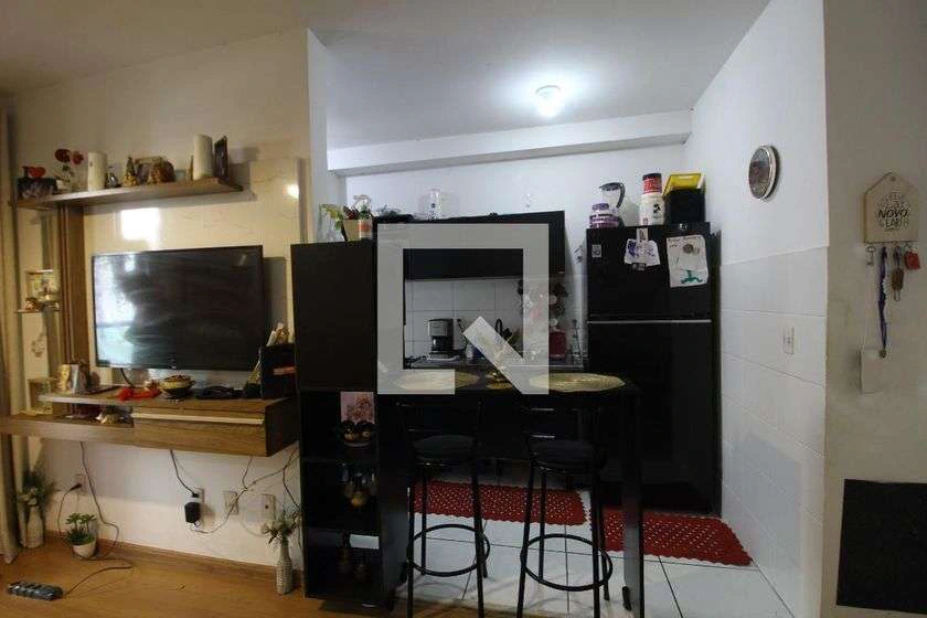 Furnished apartment with a balcony and 2 bedrooms — photo 2
