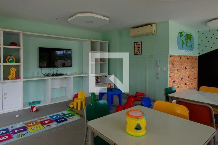 Квартира з 3 спальнями, у будинку є тренажерний зал — photo 37